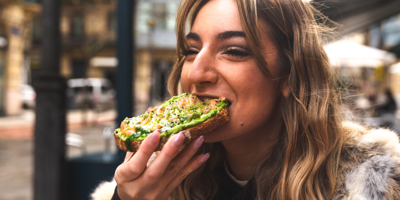 Nutrition Myths vs. Facts: A Weekly Guide to Smarter Eating